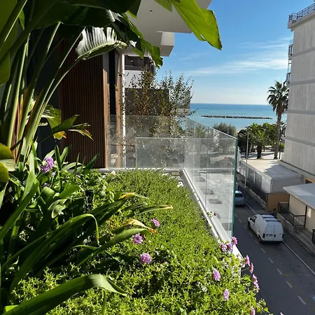 Apartman Bluesuite - Nuovissimo Trilocale A 30m Dalla Spiaggia, Con Terrazza Sul Mare E Box